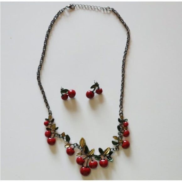 Necklace and Earring Set Cherry Cherries Metal Rockabilly - Picture 2 of 5